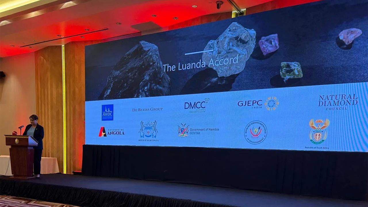 Read more about the article Industry Comes Together in Angola to Create Natural-Diamond Marketing Fund